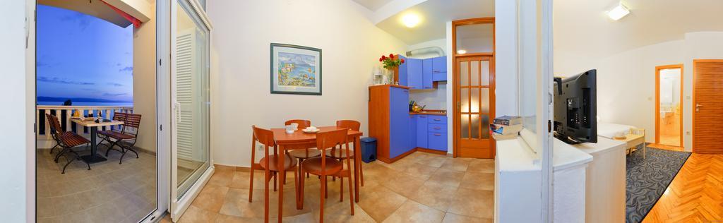 Apartments Villa Medic Brela Exterior foto